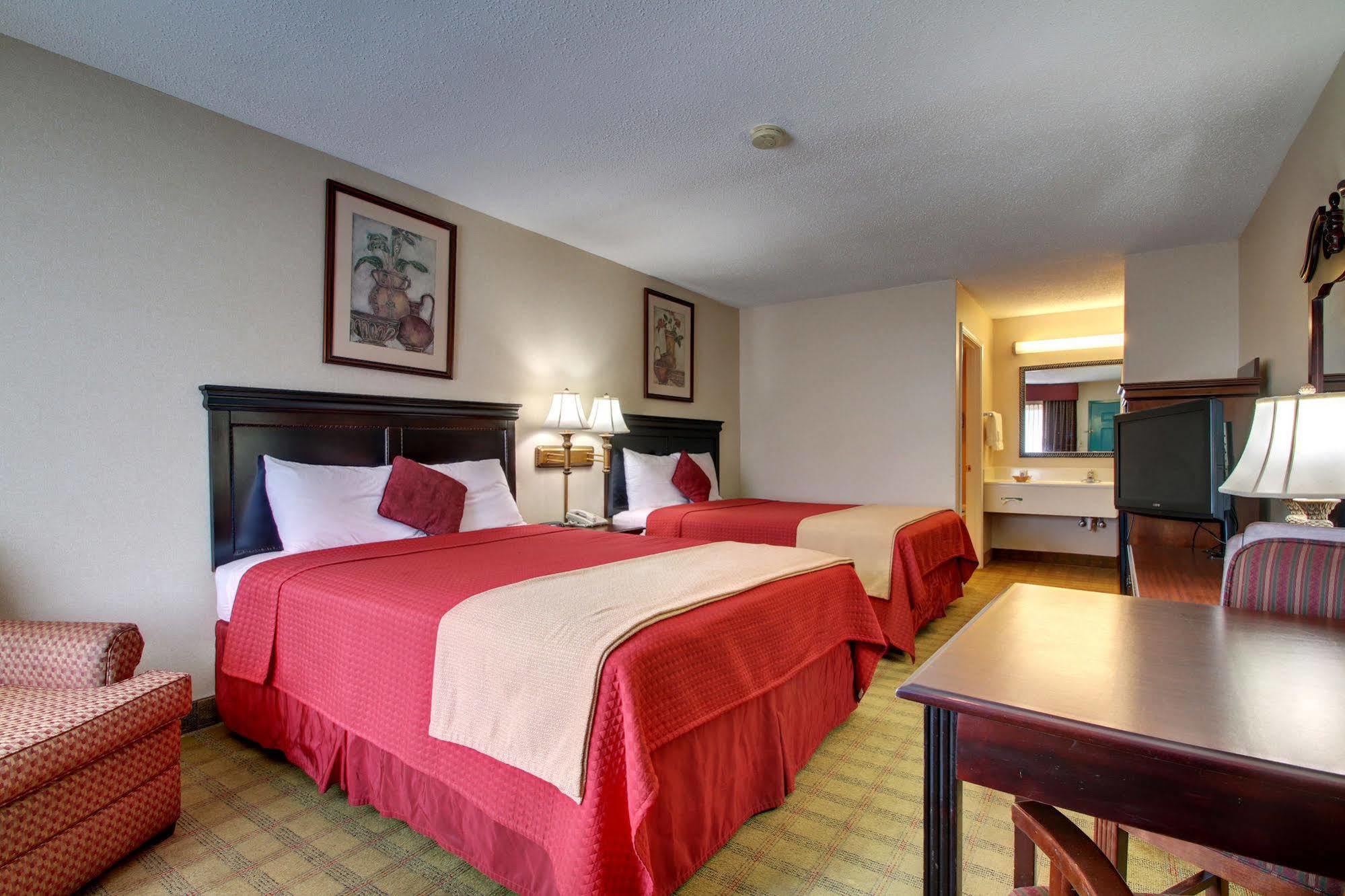 Key West Inn - Roanoke 외부 사진