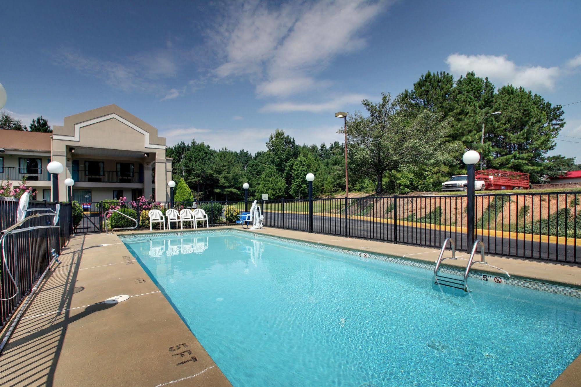 Key West Inn - Roanoke 외부 사진